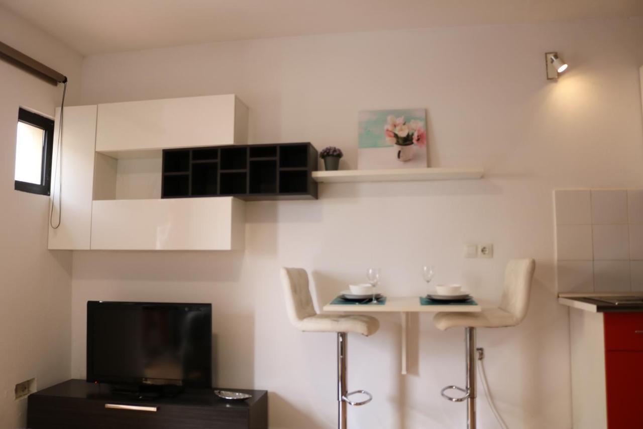 Apartamentos La Carmen أرّاثيفي المظهر الخارجي الصورة